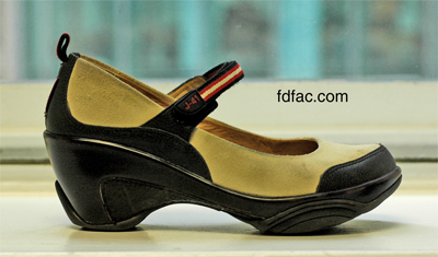  Wide Shoes on Orthotic Friendly Shoes   Dr  Jenny Sanders Shoe Blog   Page 2